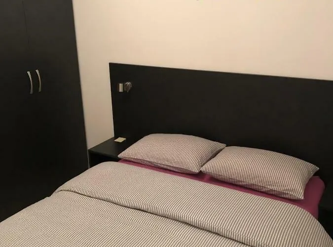 The Place Počitniška hiša